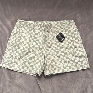 Eddie Bauer Stretch Legend Shorts. Gray and mint green checker print Pattern.
